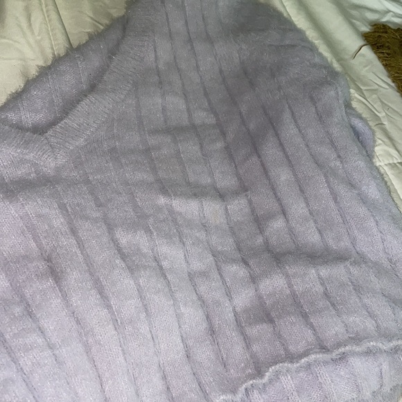 Urban outfitters cropped sweater - Picture 2 of 2